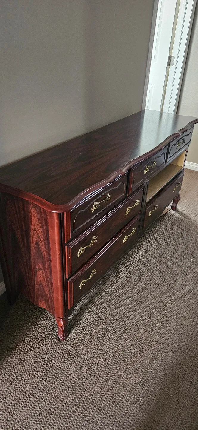 Wood Dresser with Gold Handles image indicator(3)