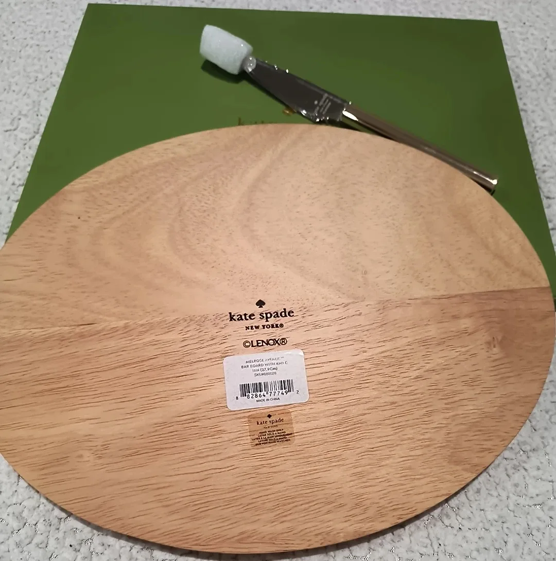 Kate Spade Melrock Cottage Bar Board Set image indicator(4)