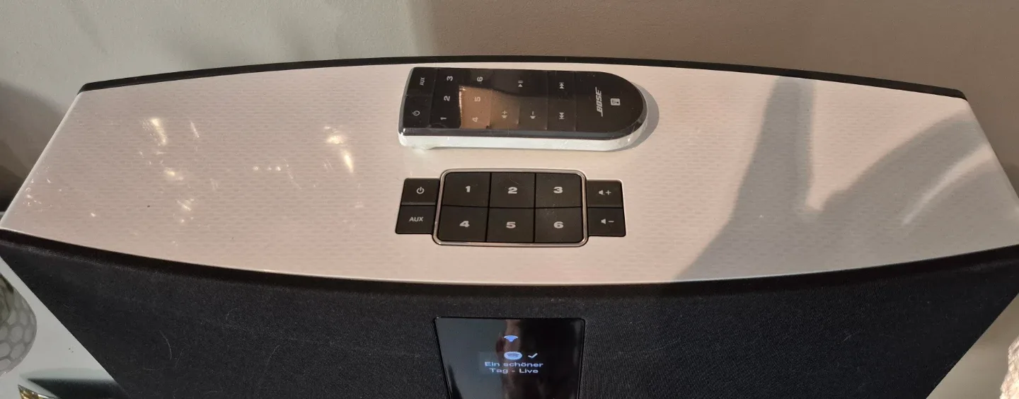 Bose SoundTouch 30 Wi Fi Music System image indicator(3)