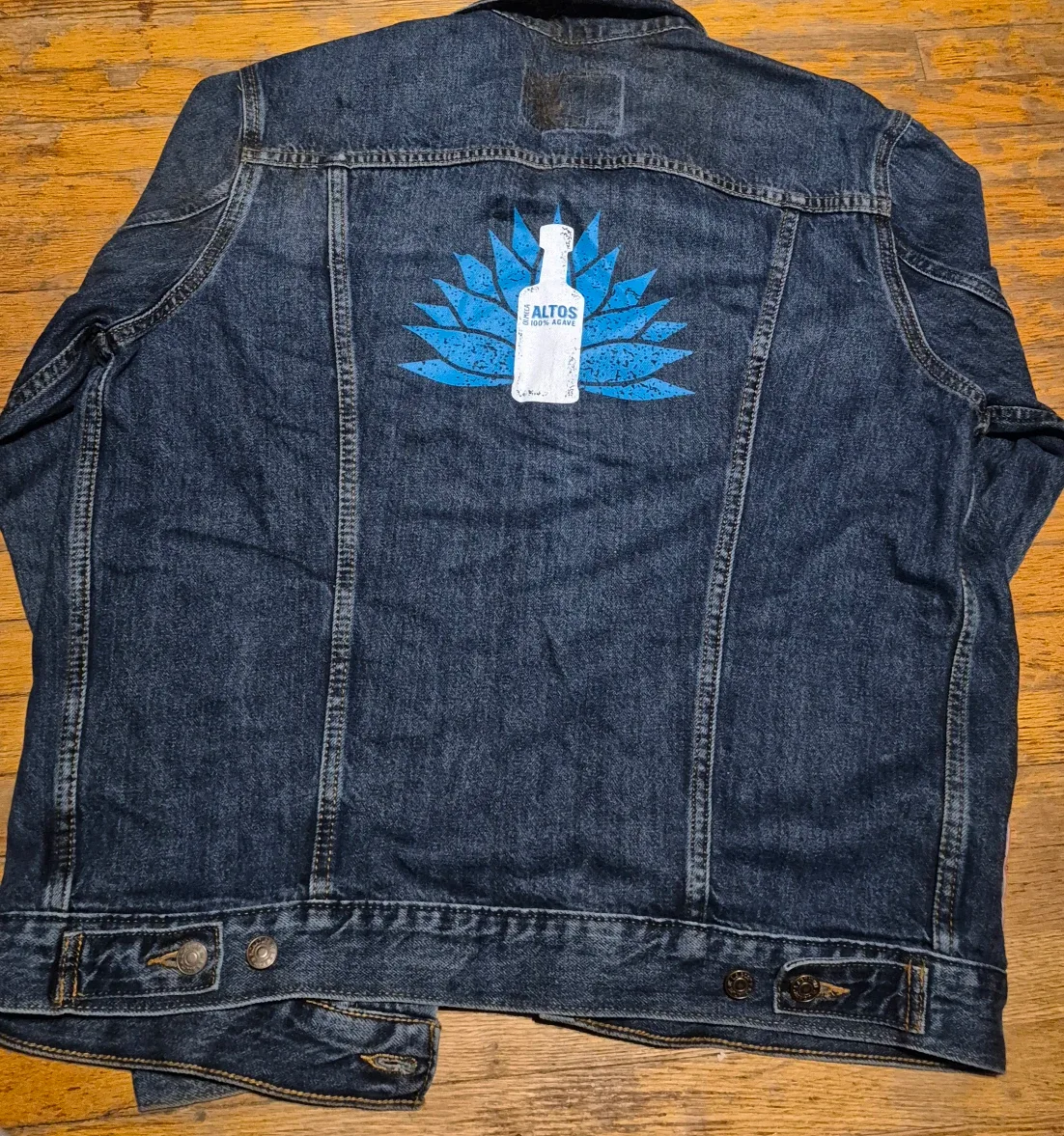 Signature Levi Strauss & Co. Denim Jacket image indicator(2)