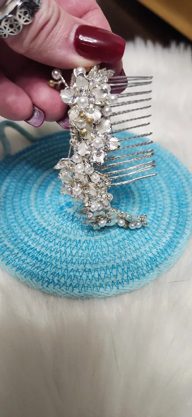 Floral Pearl Hair Comb image indicator(3)