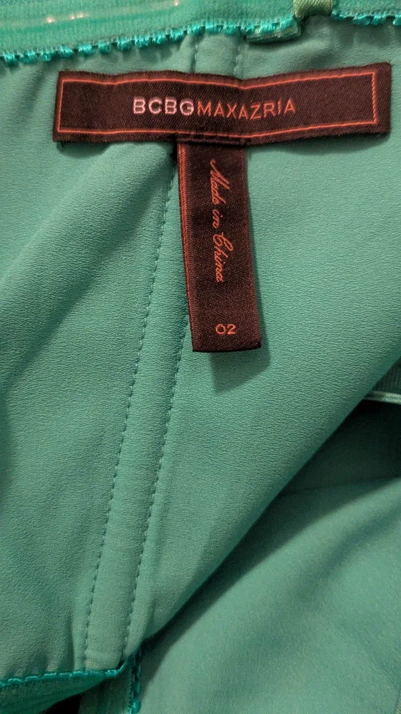 BCBGMAXAZRIA Strapless Dress - Size 02 image indicator(3)