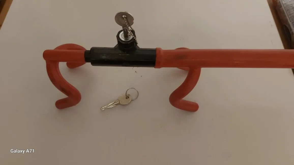 Steering Wheel Lock with Keys