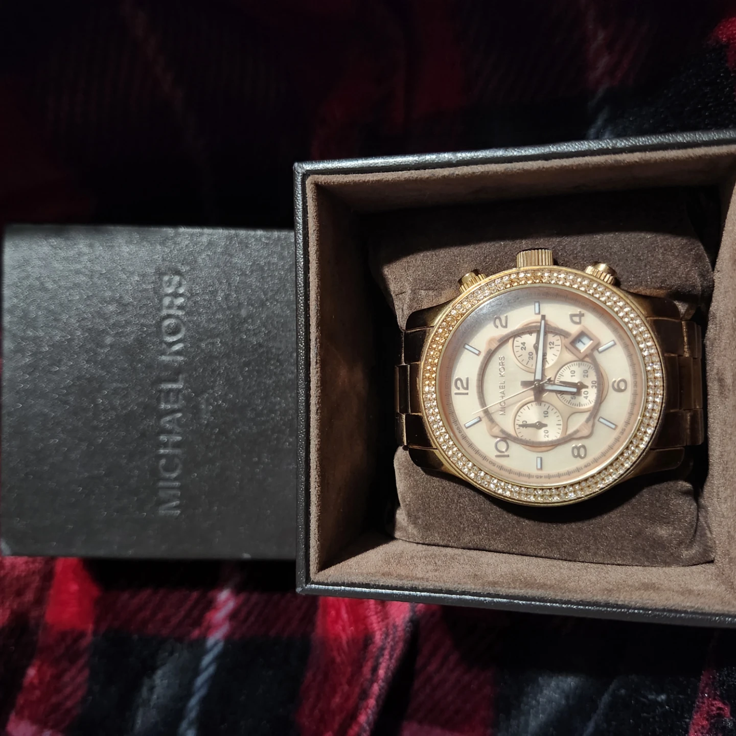 Cleaning out my closet! Michael Kors Women's Watch - Gold Tone - photo 2