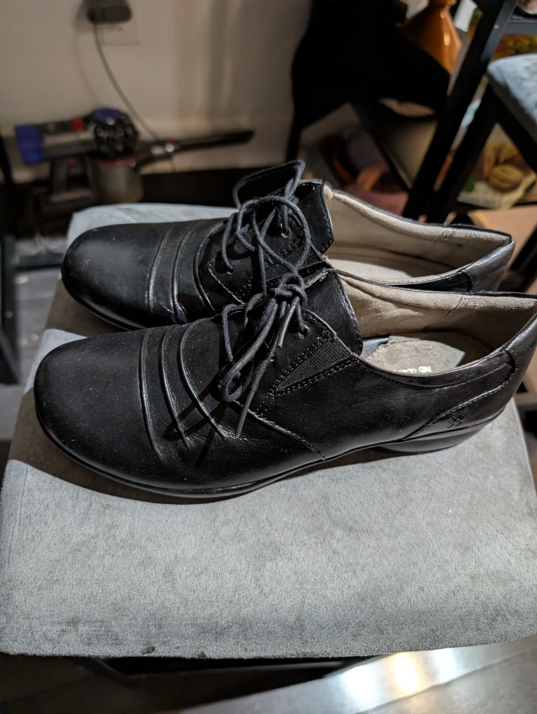 BRAND NEW🥕Naturalizer Black Leather Shoes Size 8 Wide - photo 2