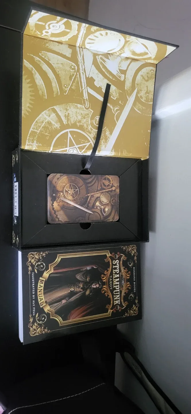 The Steampunk Tarot Deck by Barbara Moore image indicator(2)