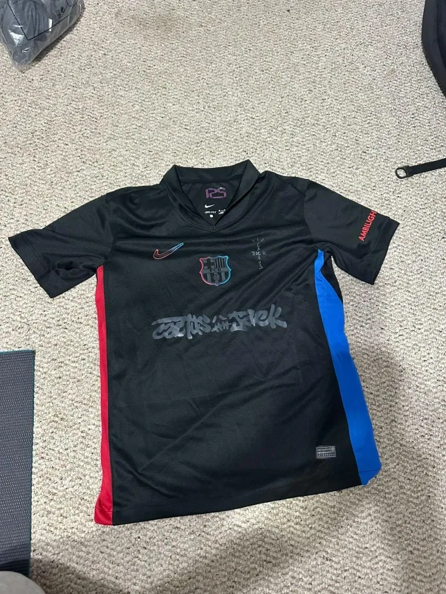 Nike x Travis Scott FC Barcelona Jersey image indicator(3)