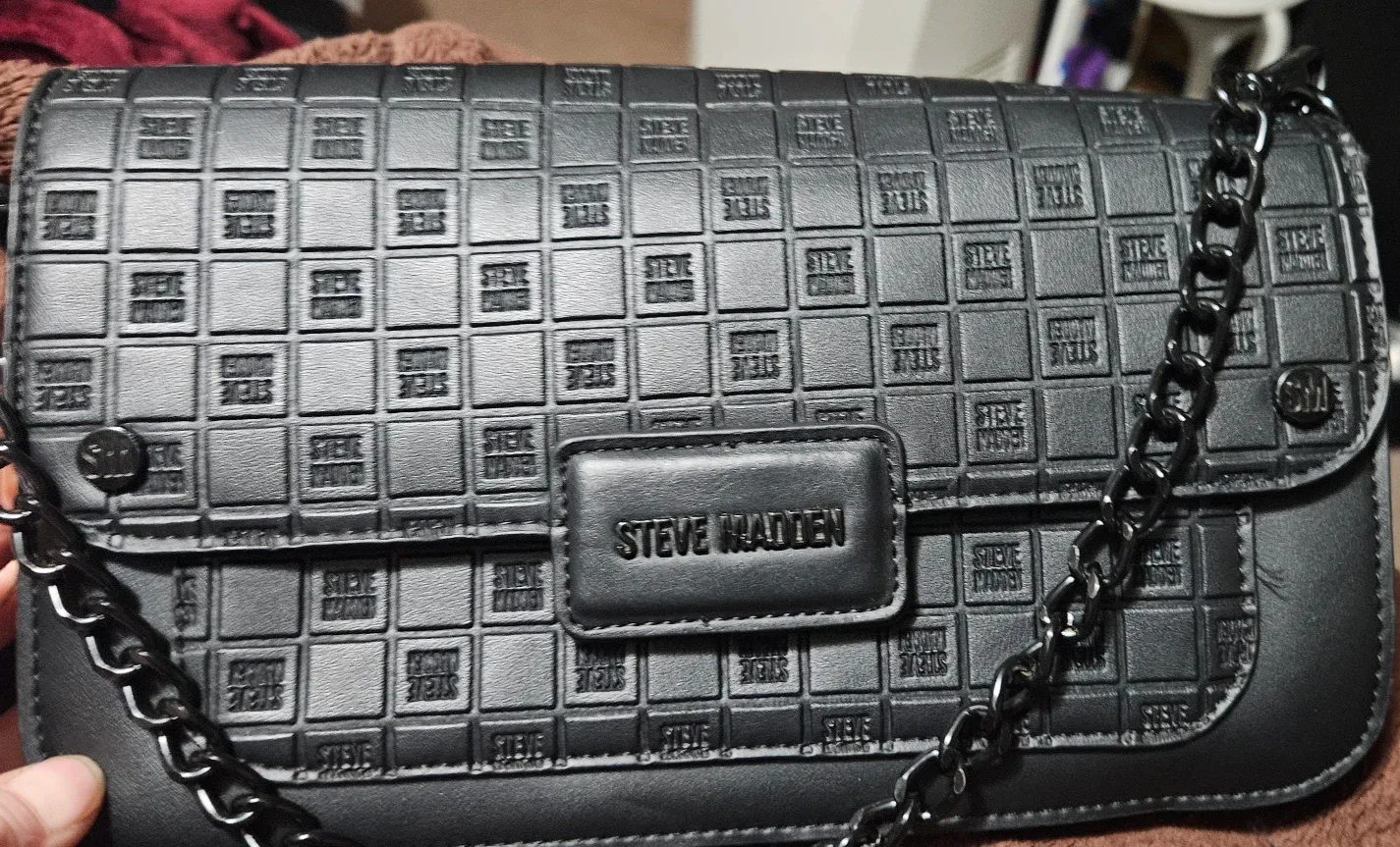 Steve Madden Black Crossbody Bag image indicator(2)