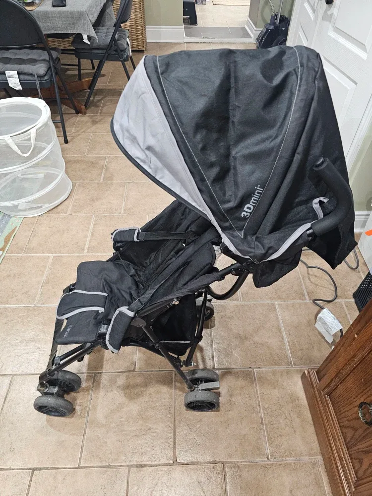 Summer Infant 3D Mini Stroller