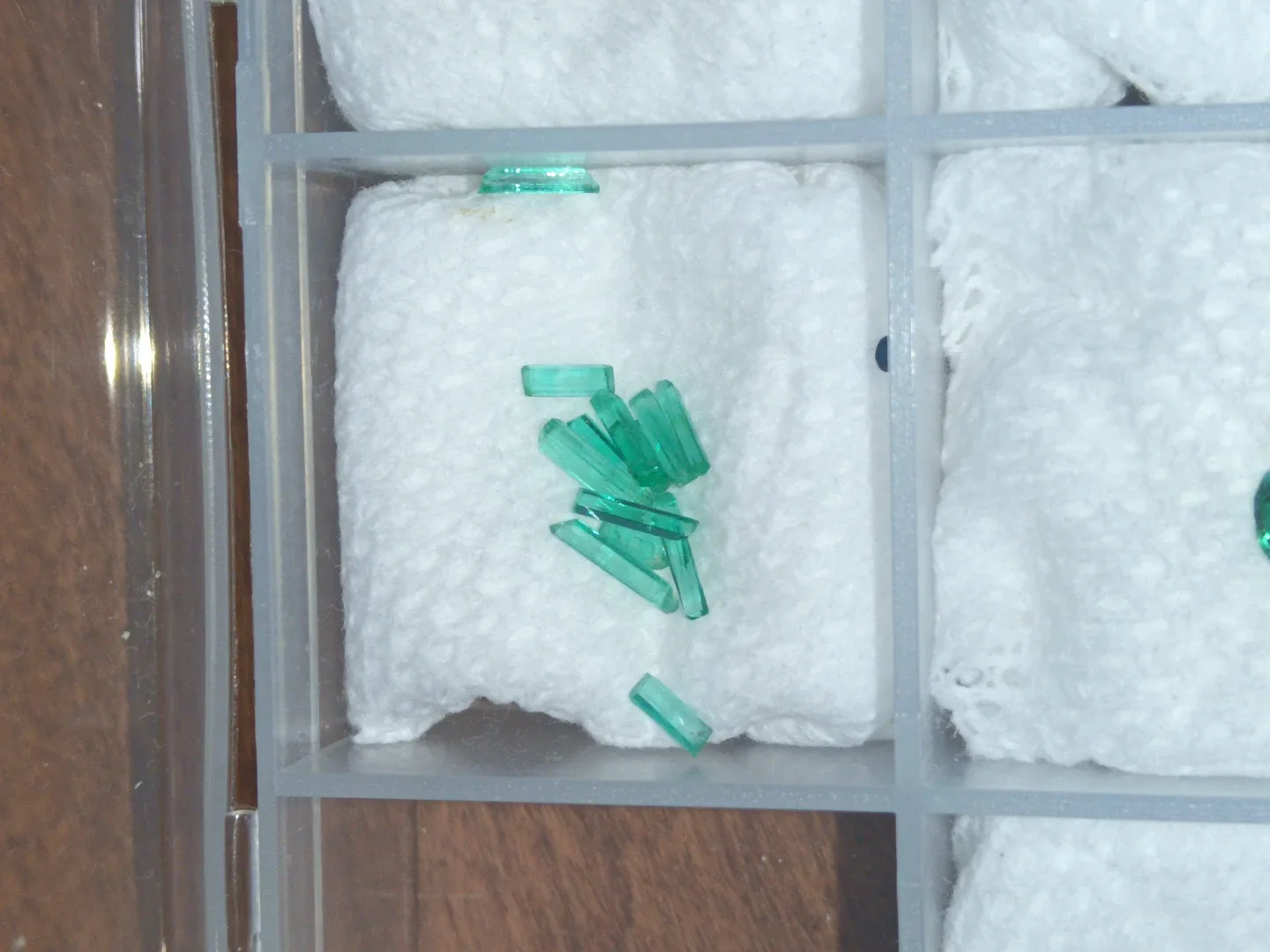 Emerald Gemstones colombianas image indicator(7)