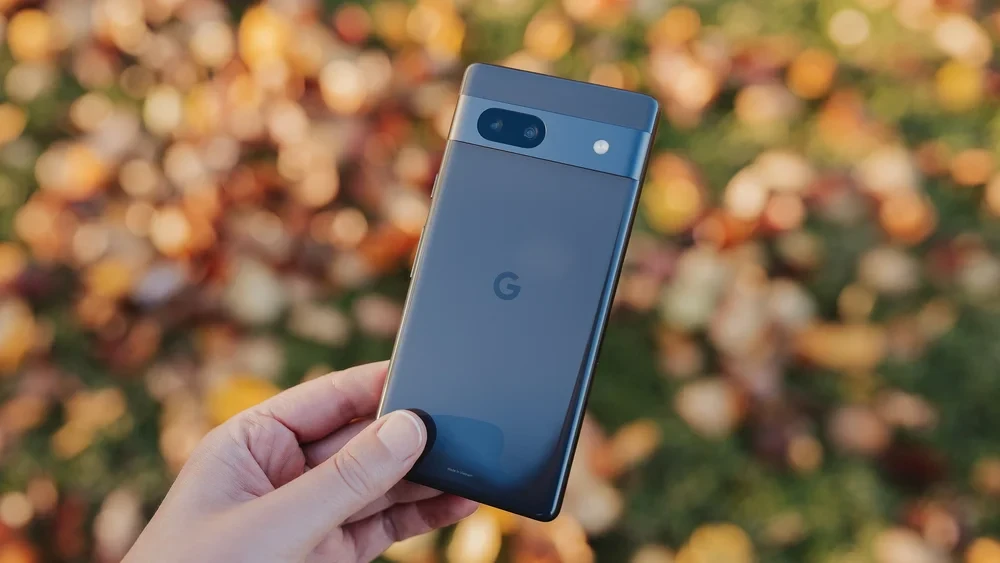 Google Pixel 7a Smartphone - Charcoal - photo 3