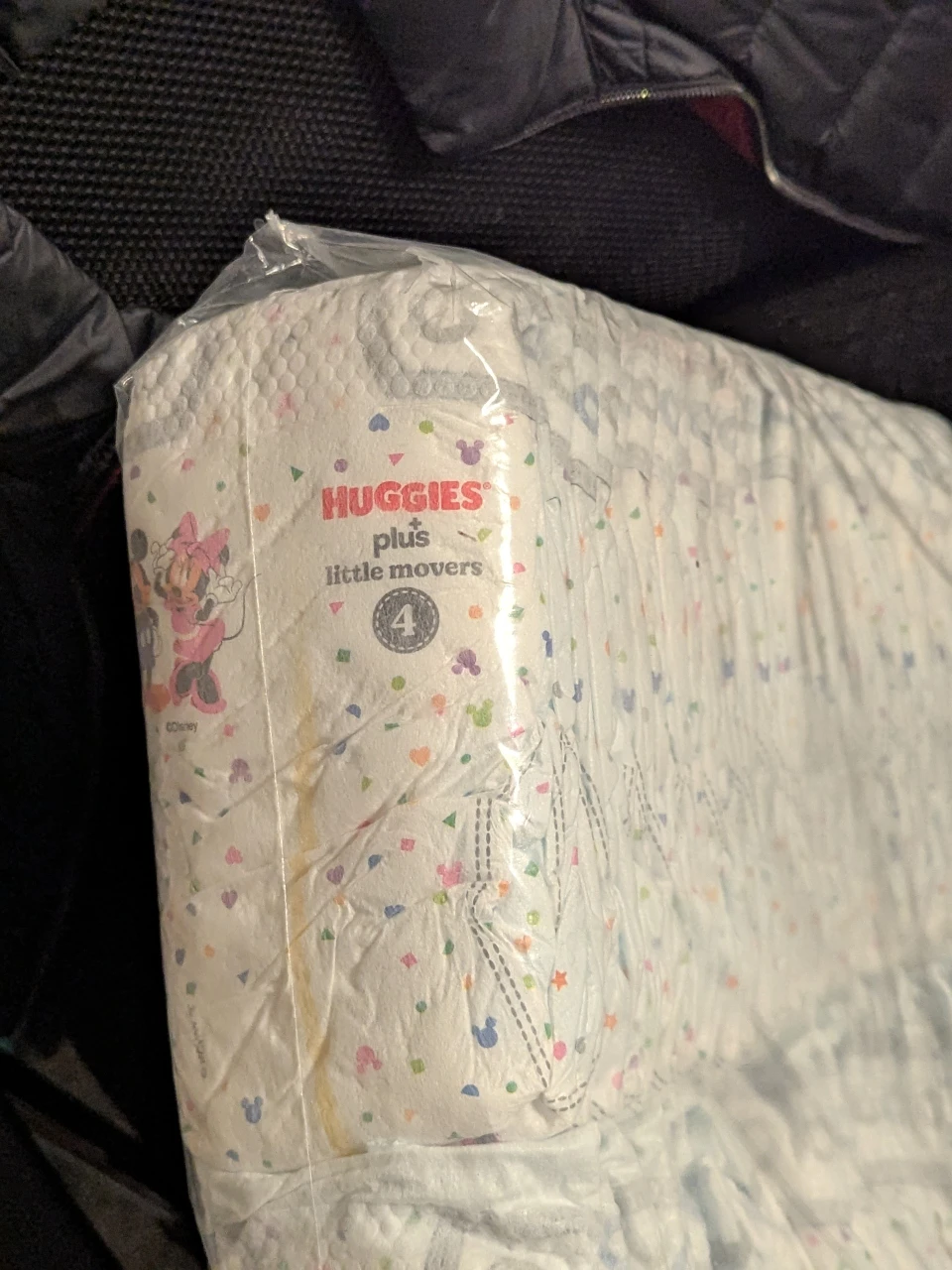 Huggies Plus Little Movers Diapers - Size 4