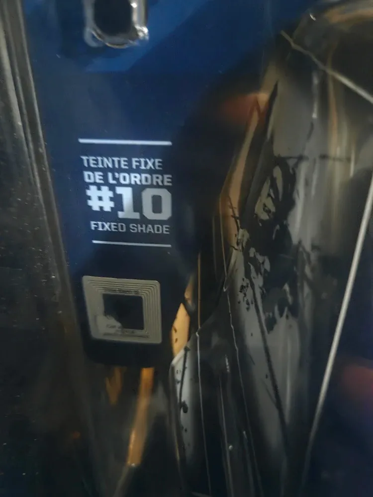 Mastercraft Auto-Darkening Welding Helmet image indicator(2)