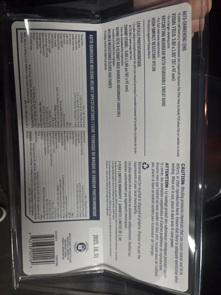 Mastercraft Auto-Darkening Welding Helmet image indicator(5)