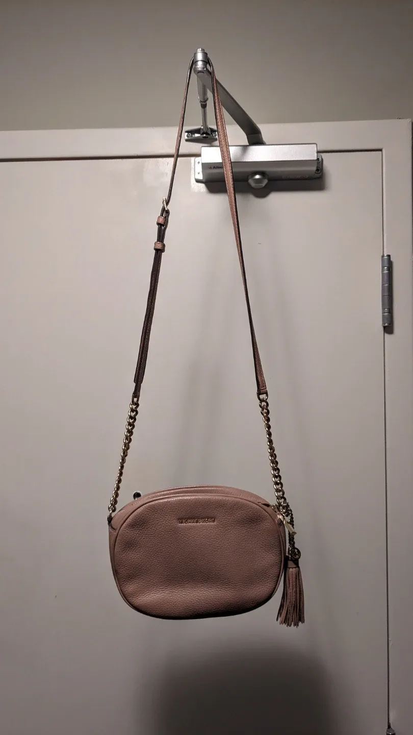 Michael Kors Crossbody Bag - Light Pink w/ Matching Lace Scarf