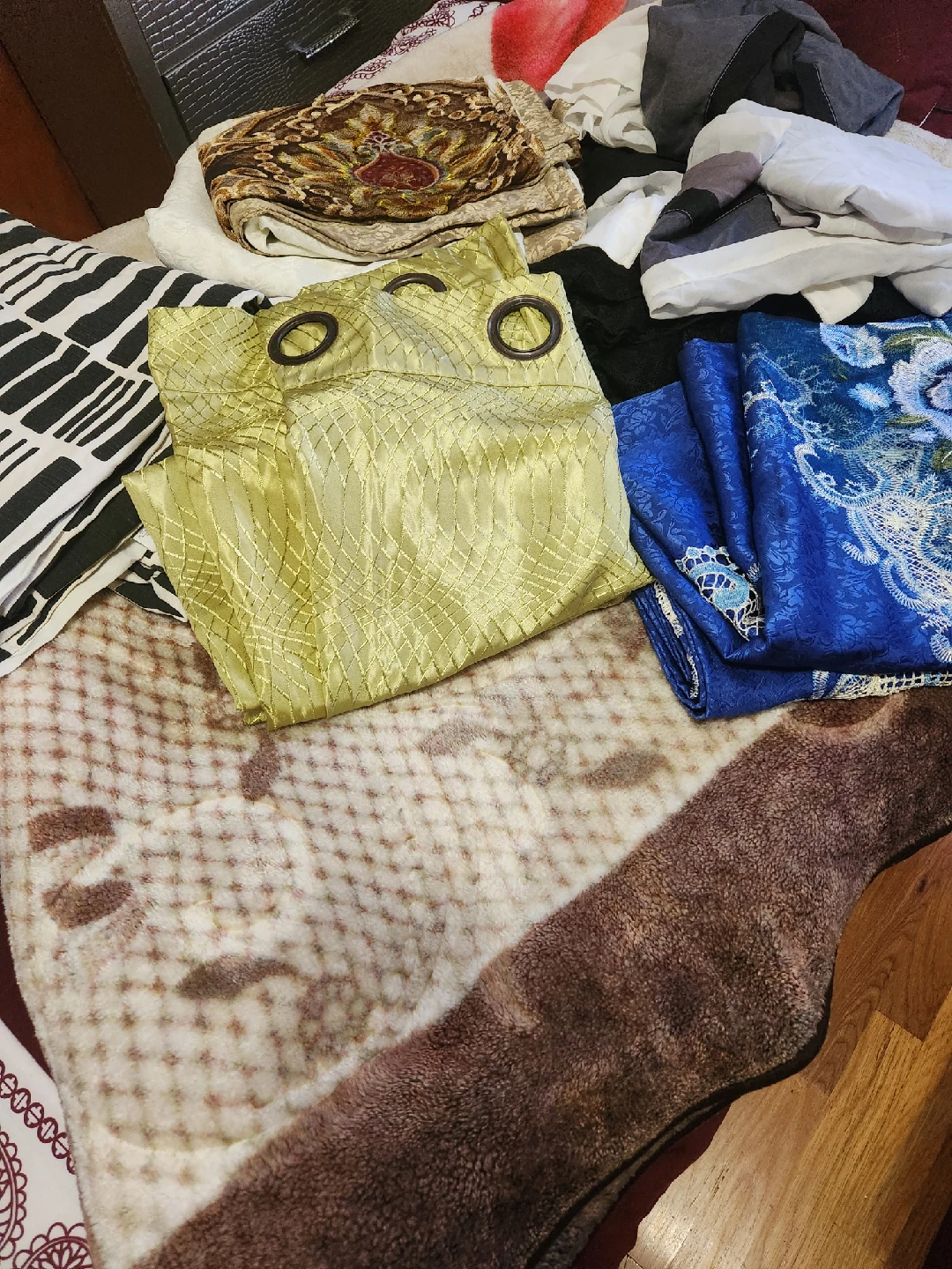 Windows curtains for sale - photo 2