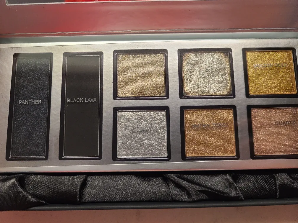 Scott Barnes Mesmerize Eyeshadow Palette image indicator(5)