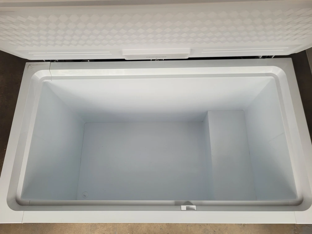 4 foot deepfreeze - photo 5
