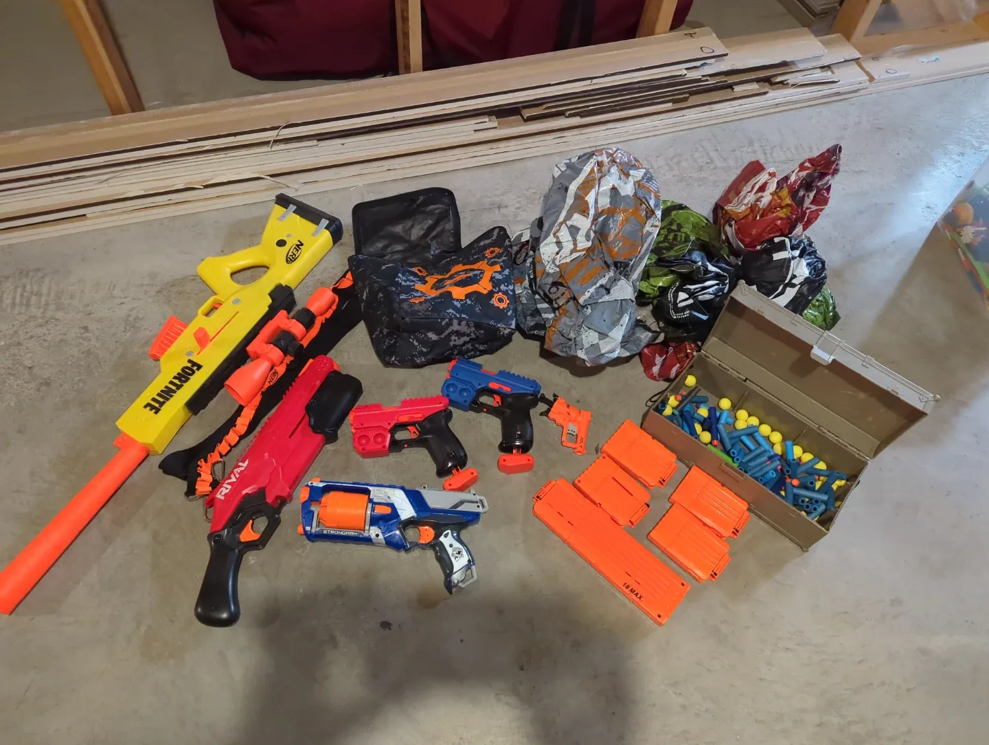 Nerf Guns Lot - Fortnite, Rival, Strongarm