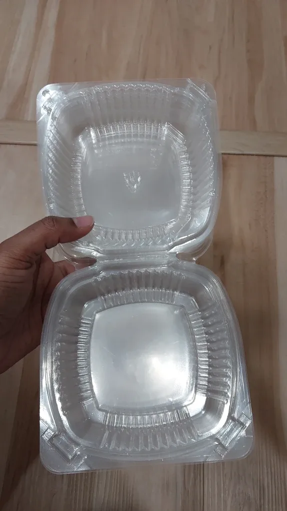 Clear Plastic Clamshell Containers