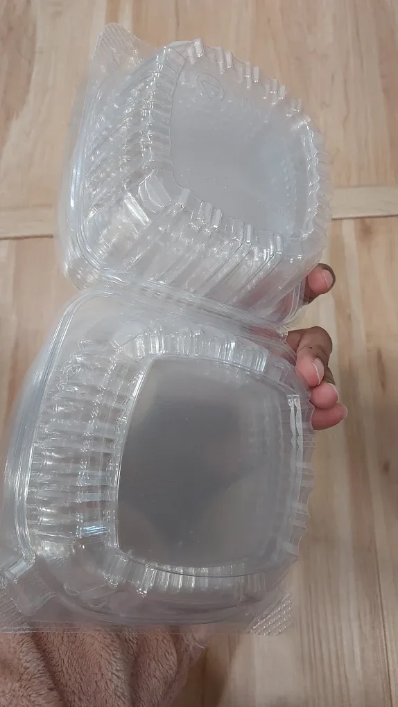 Clear Plastic Clamshell Containers image indicator(3)