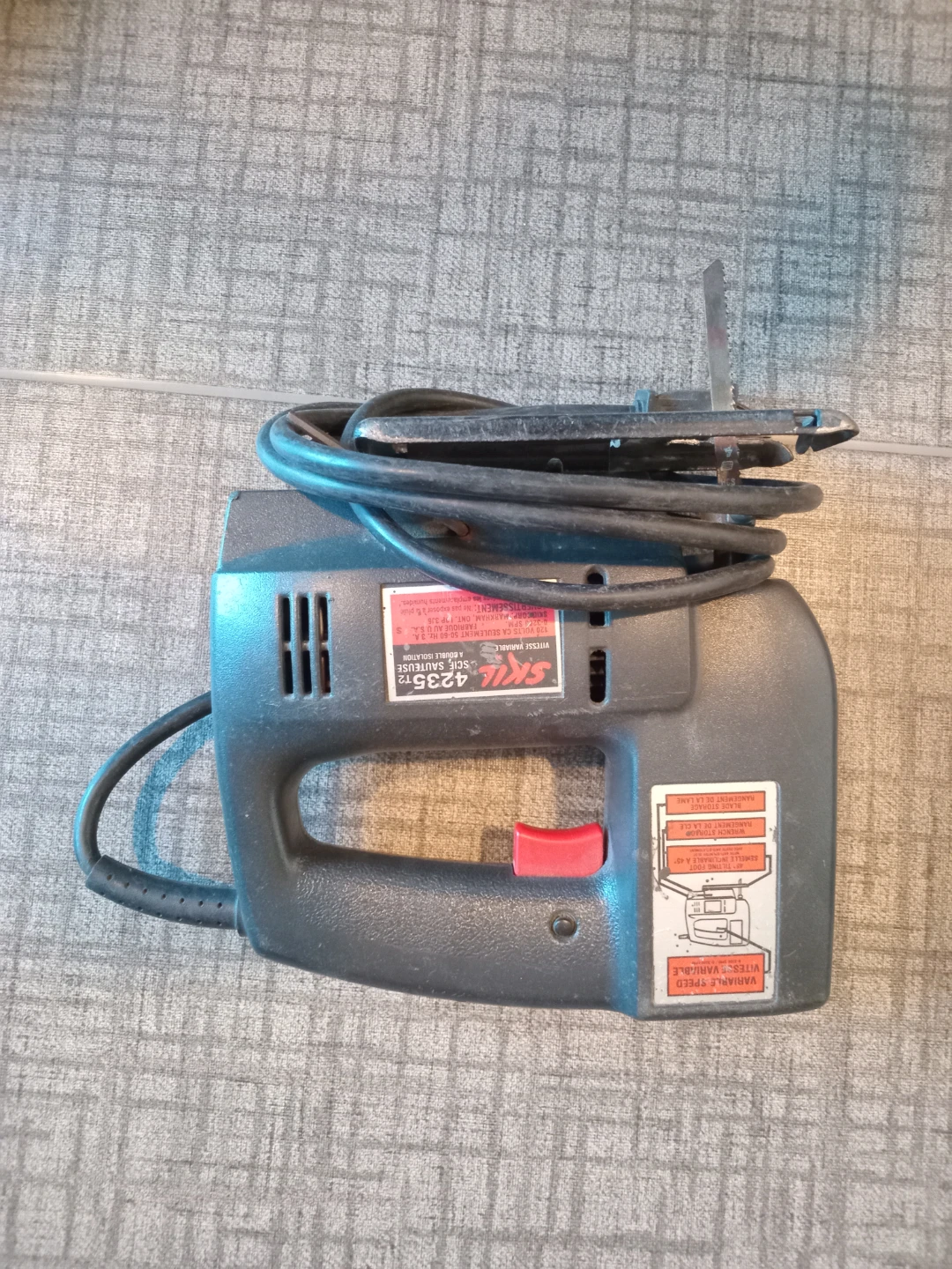 Skil 4235 T2 Variable Speed Jigsaw