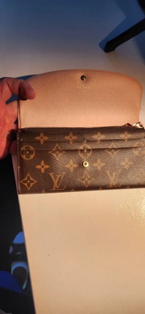 Louis Vuitton Monogram Empreinte Leather Wallet image indicator(5)