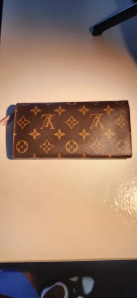 Louis Vuitton Monogram Empreinte Leather Wallet image indicator(8)