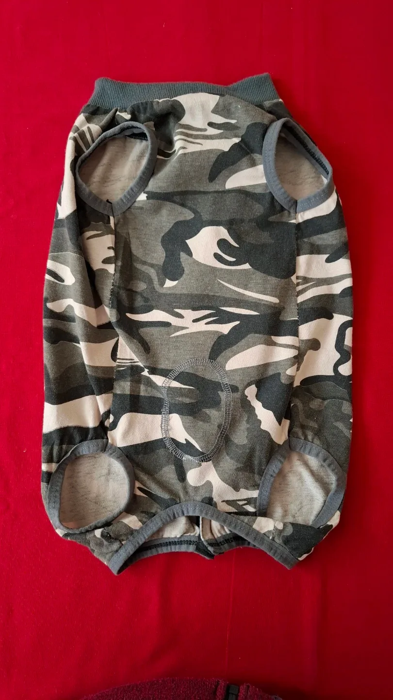 Camouflage Dog Onesie/Post-Surgery Recovery image indicator(3)