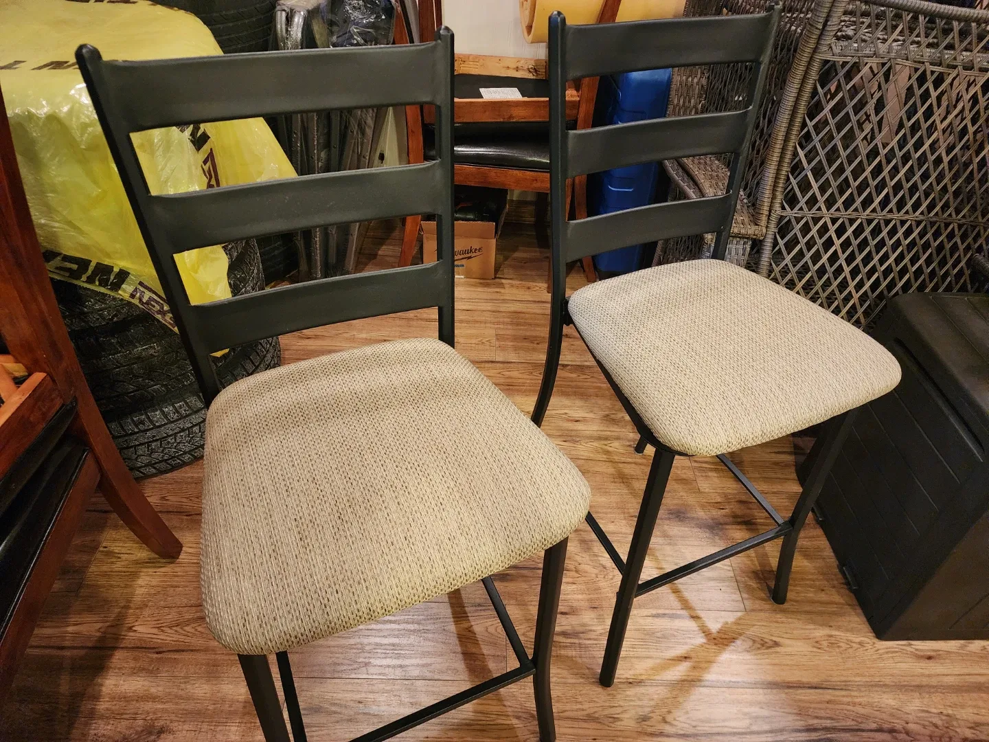 Bar stools with backing - Set of 2 image indicator(2)