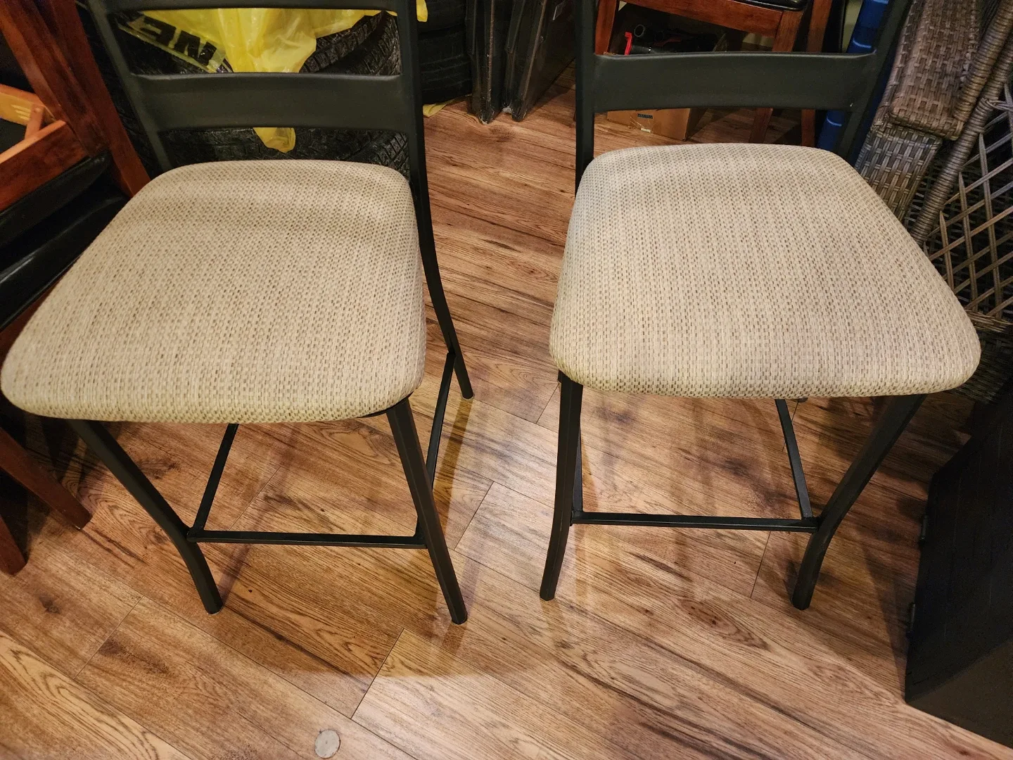 Bar stools with backing - Set of 2 image indicator(3)