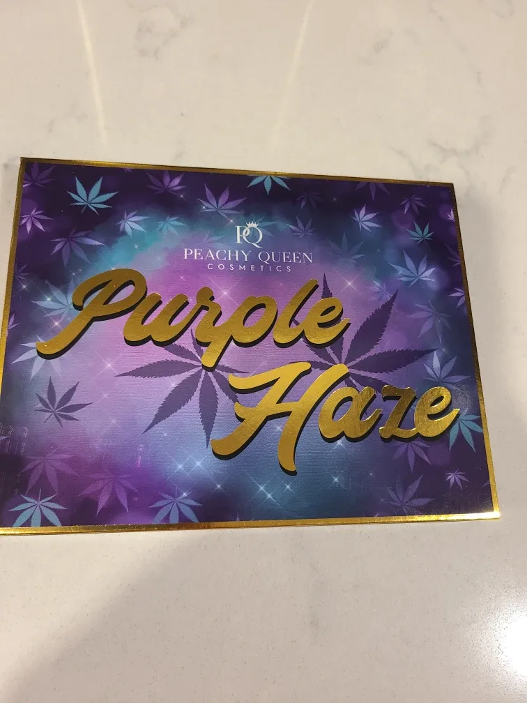 Peachy Queen Cosmetics Purple Haze Eyeshadow Palette image indicator(4)