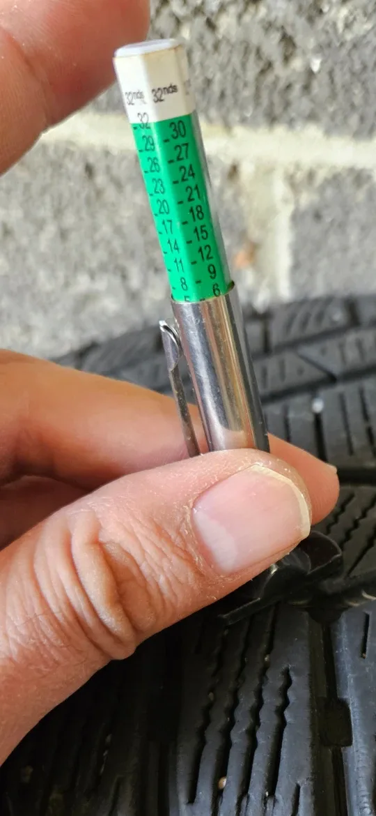 VW 215/55/16, 5 x 112 winter tires and rims. Jetta, golf, passat image indicator(7)