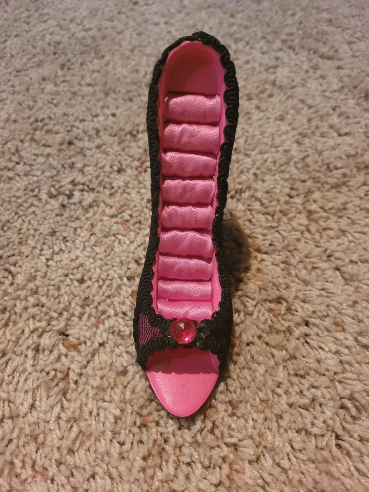 High Heel Ring Holder - Pink & Black
