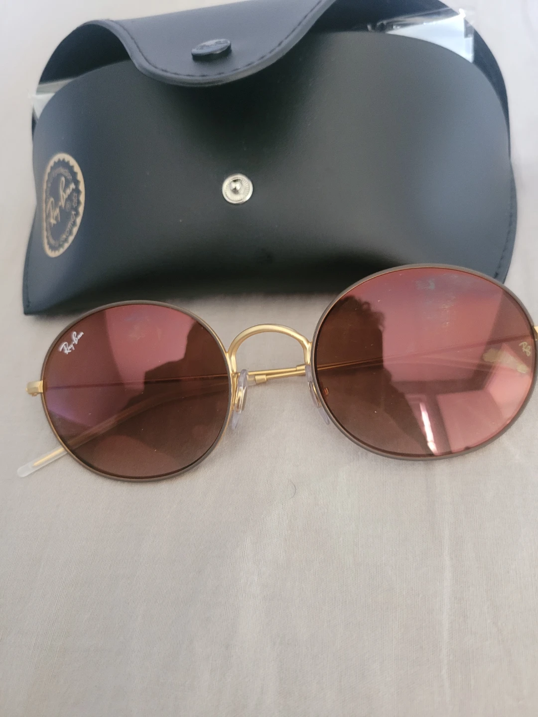 Ray-Ban Oval Sunglasses with Case