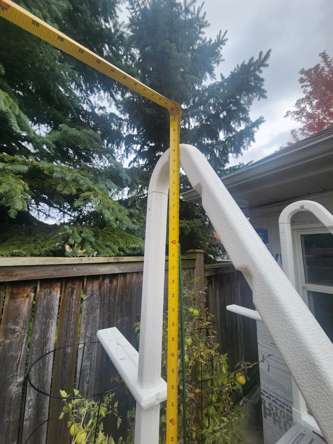 Pool Steps - White & Grey image indicator(2)