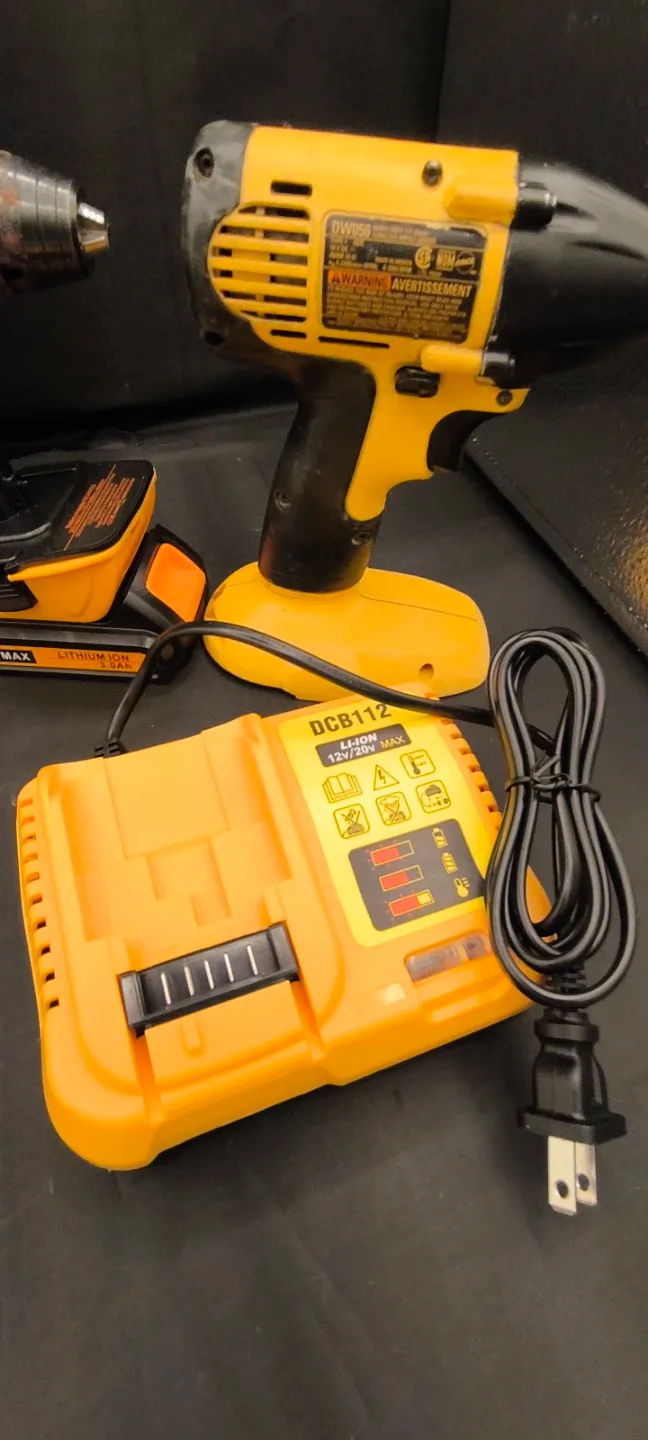 DeWalt Drill, Impact Driver, Battery, Charger & Bit Set image indicator(2)