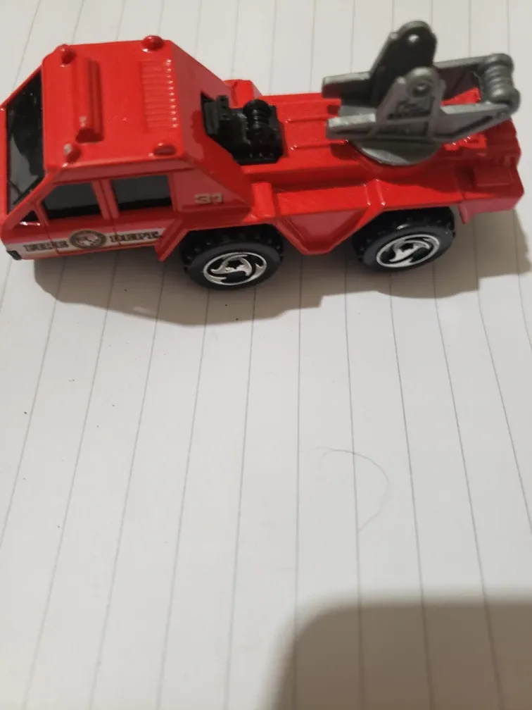 Hot wheels toy car ● read description pls ● image indicator(2)