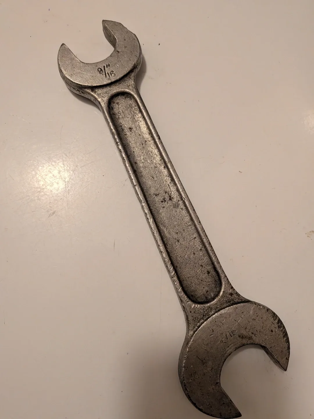 Vintage chunky BSA No. 11A Open End Wrench 9 "/16 image indicator(4)