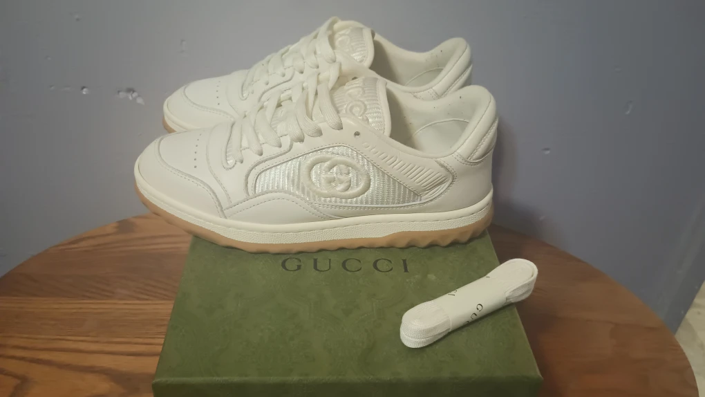 Gucci Screener Leather Sneaker -Size 4.5 - photo 2