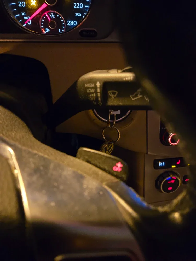 2014 vw cc sport - 170km image indicator(10)