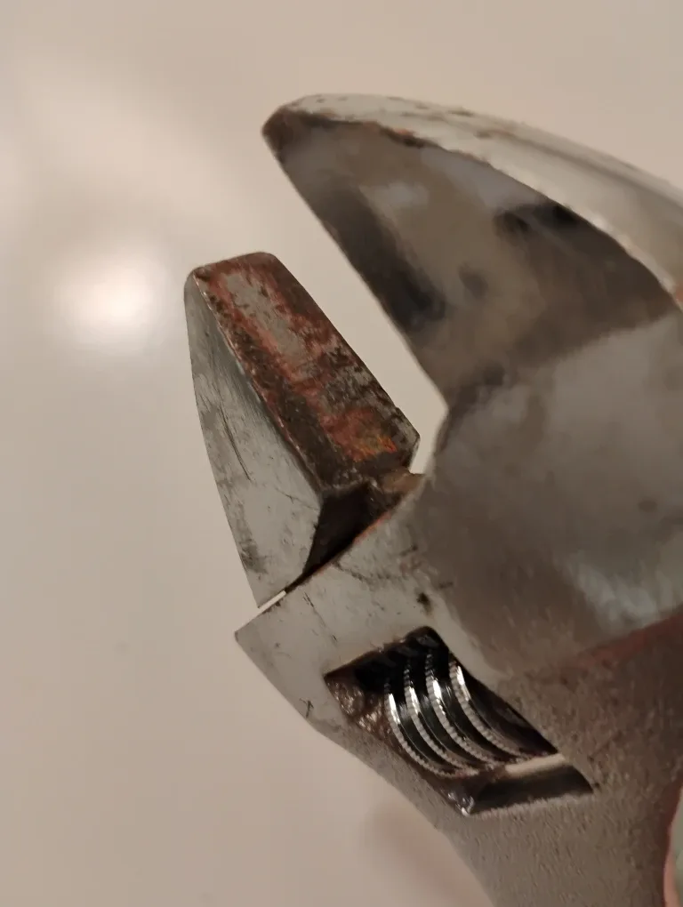 10" adjustable wrench image indicator(3)