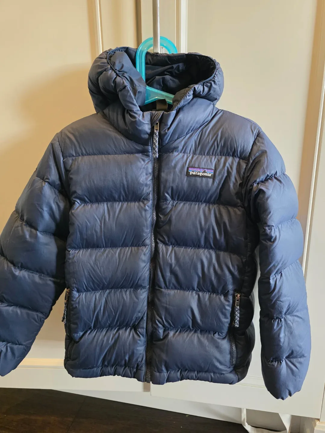Patagonia Puffer Jacket - Size XS (5-6) image indicator(2)