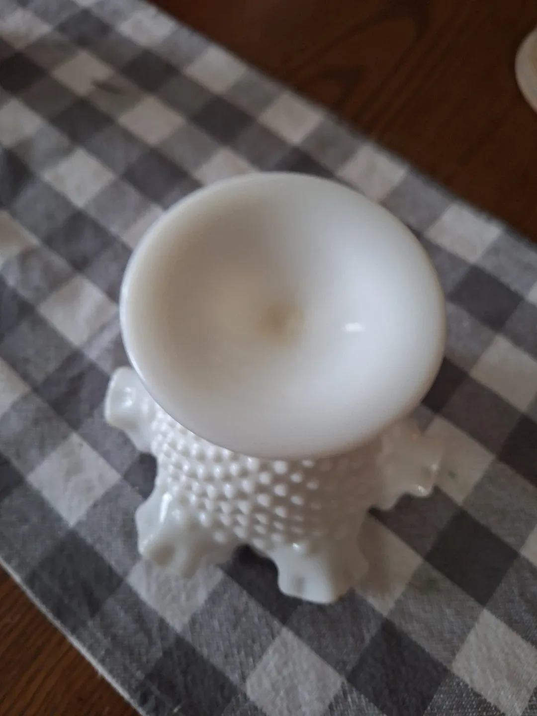 Vintage Milk Glass Ruffled Bowl image indicator(2)