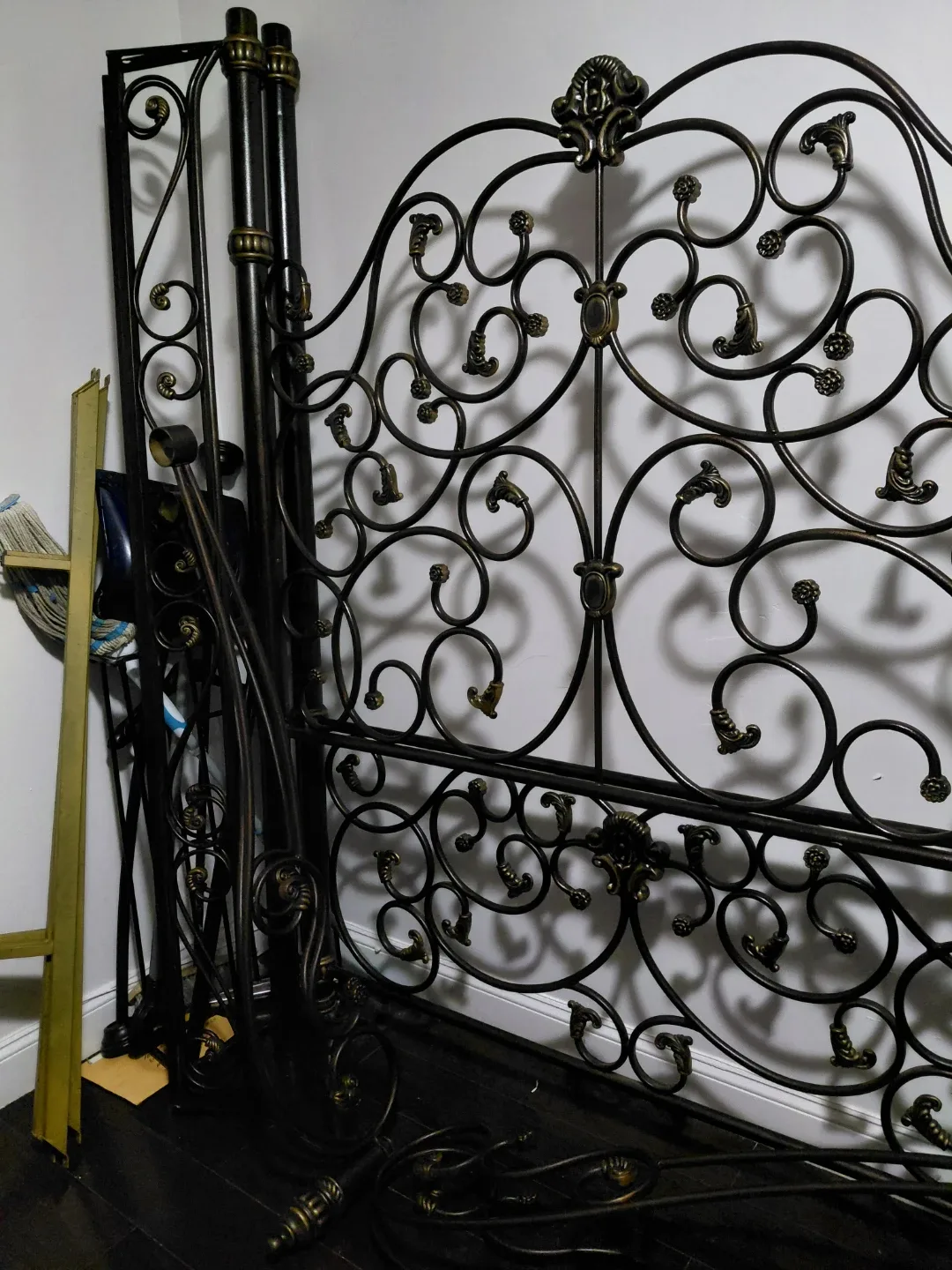 Queen bed frame. Iron. Canopy. image indicator(9)