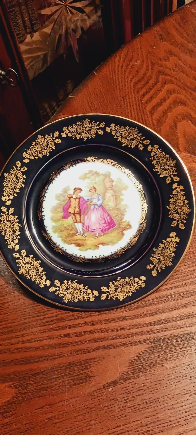 22K Gold Limoges Fragonard France 🇫🇷 Plate thumbnail