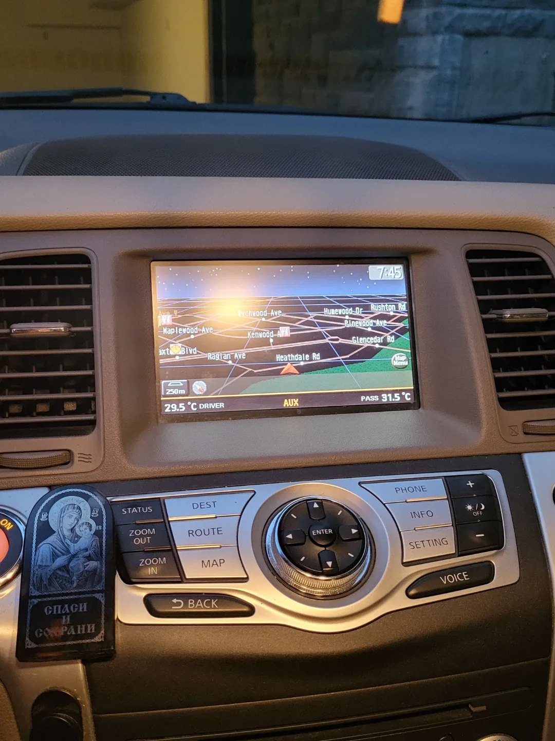 Nissan Murano LE AWD image indicator(3)