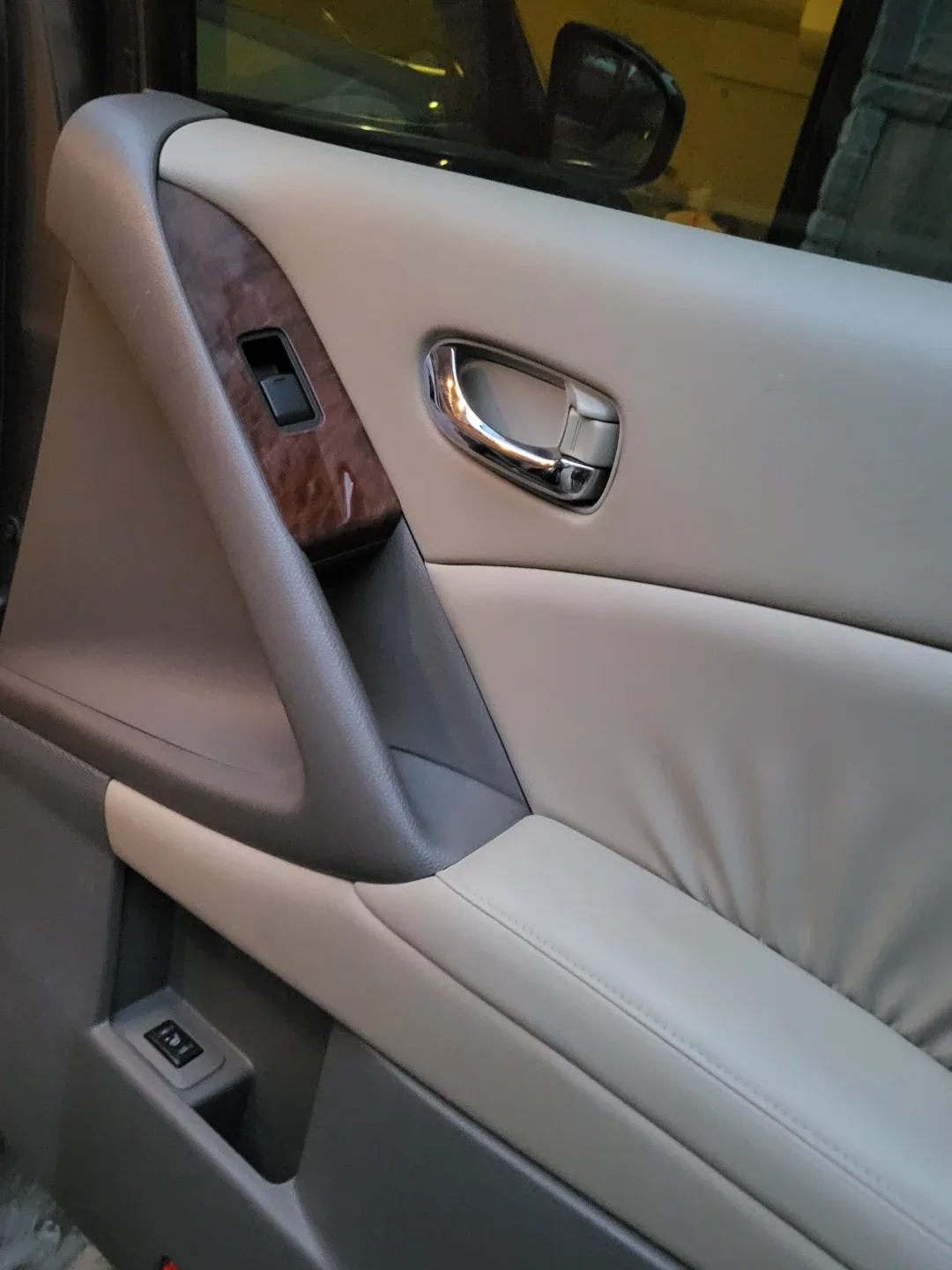 Nissan Murano LE AWD image indicator(5)