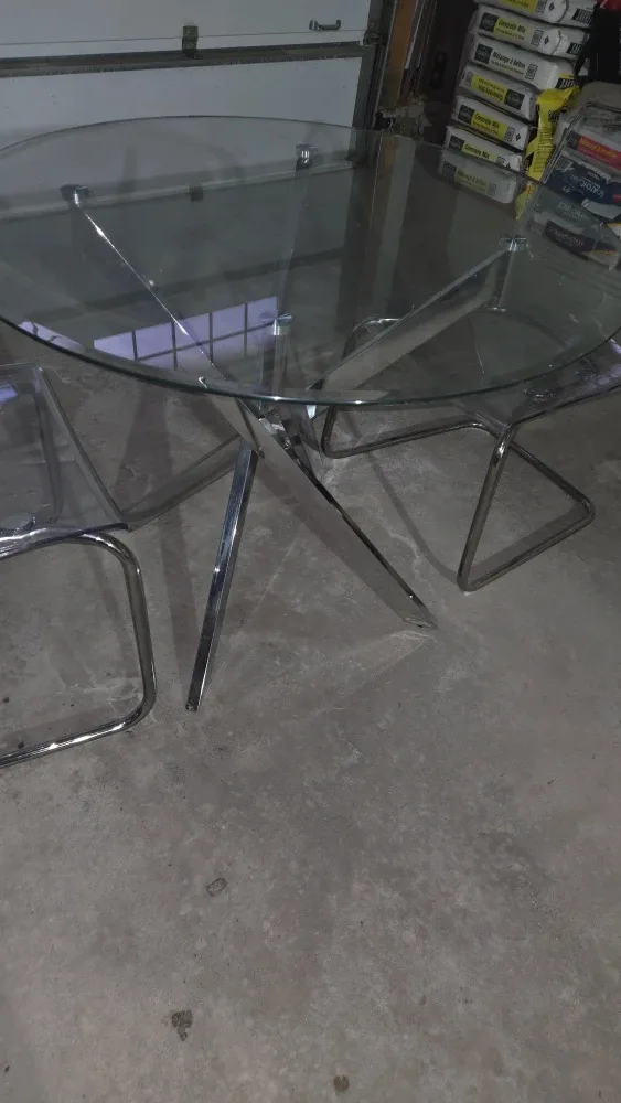 Glass Dining Table with 2 Ghost Chairs - Modern Design image indicator(2)