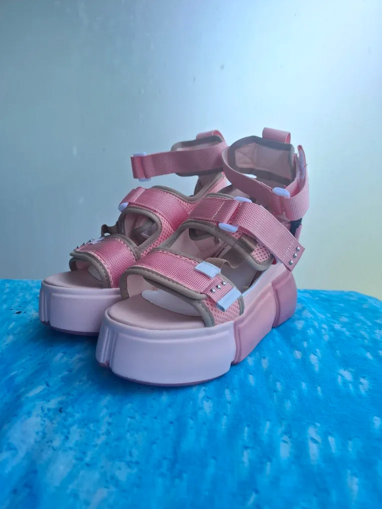 Sandales Demonia roses image indicator(5)